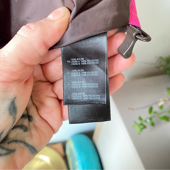 THE NORTH FACE Hyvant Ski Jacket, Pink, Checkered - Picture 9 of 12